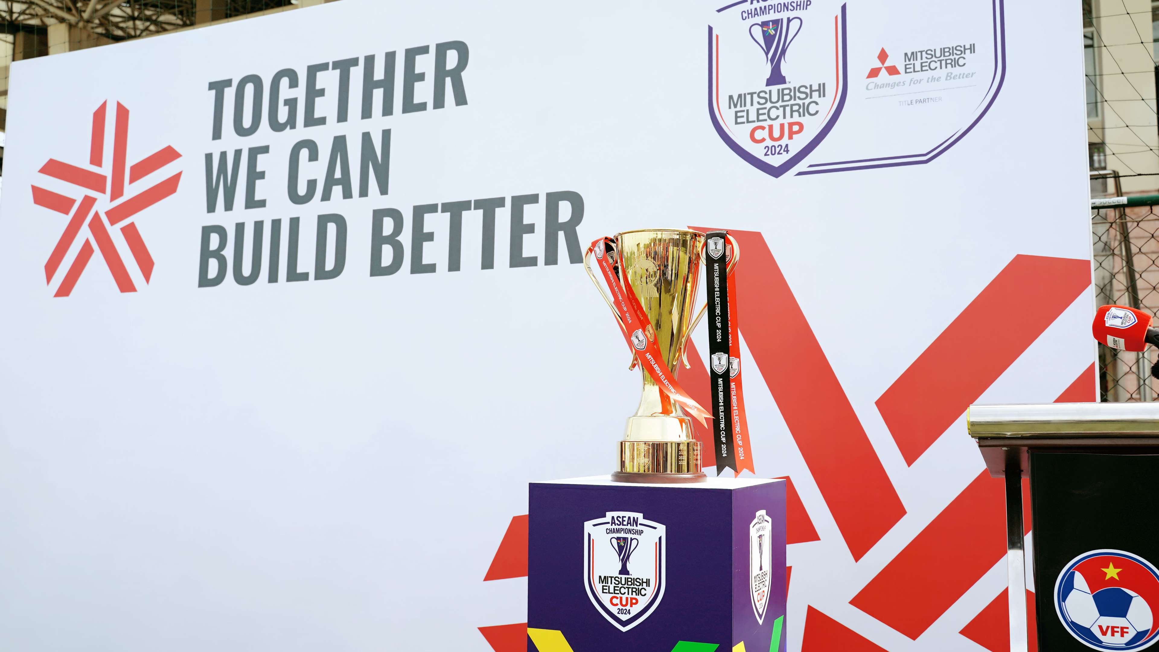 的比赛中迎 的比赛中迎